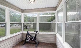 609 MAIN St, Bayville, NJ 08721