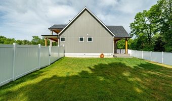 6172 Hellner Rd, Ann Arbor, MI 48105