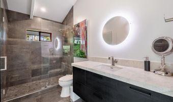 557 Kupulau Dr, Kihei, HI 96753