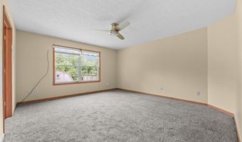 1701 Woods Rd, Akron, OH 44306