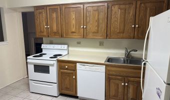 2407 S GOEBBERT Rd G202, Arlington Heights, IL 60005