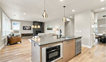 12100 SW 173RD Ter, Beaverton, OR 97007