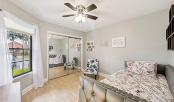 1174 N FAIRWAY Dr 1174, Apopka, FL 32712