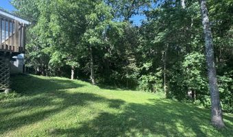 17724 Karst Rd, Aurora, IN 47001