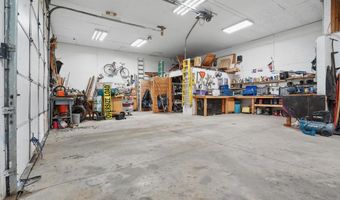 18977 Black Angus Ln, Belle Fourche, SD 57717