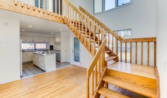 28 Pepperidge Ln, Amagansett, NY 11930