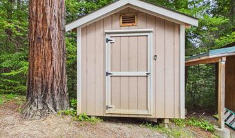 7090 Fickle Hill Rd, Arcata, CA 95521