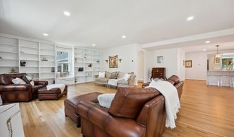 9813 MONTAUK Ave, Bethesda, MD 20817