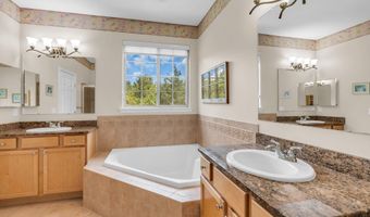 4 Faulkners Pl, Barnegat, NJ 08005
