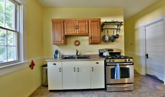 168-170 Brookside Ave, Amsterdam, NY 12010