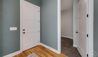 290 Hodgson Dr, Athens, GA 30606
