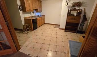 1405 26th St SW, Austin, MN 55912