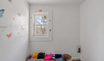 346 Locust Ave, Amsterdam, NY 12010