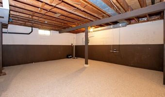 927 S Heltman Ave, Ashland, OH 44805