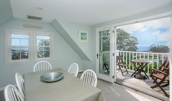 1 Seaview Ave 4, Newport, RI 02840