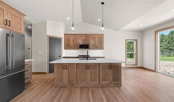 5728 W SPENCER St, Appleton, WI 54914