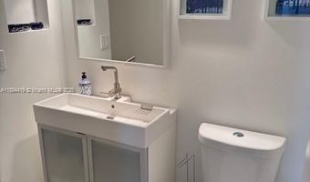 3625 N Country Club Dr 2305, Aventura, FL 33180