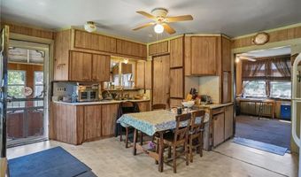 32 Hoffman Ave, Cranston, RI 02920