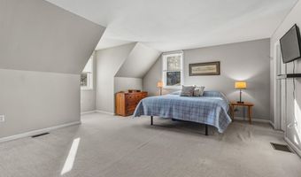 9 Mosher Dr, Brookline, NH 03033
