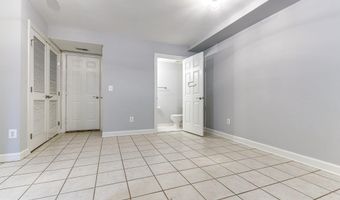 953 HARRISON Cir, Alexandria, VA 22304