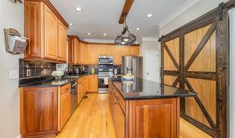 135 Lonetree Cir, Advance, NC 27006