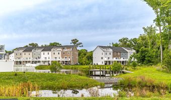 12428 SEA OAKS Ln 4, Berlin, MD 21811