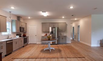 415 Charles St, Bainbridge, GA 39819