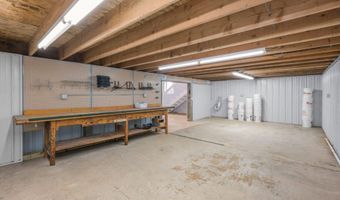 90917 240th St, Austin, MN 55912