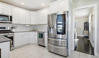 260 S LECATO Ave, Audubon, NJ 08106