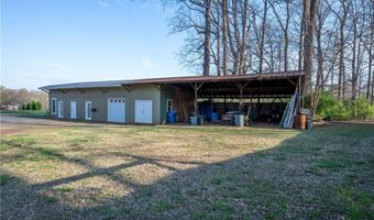 153 Finn Hollow Ln, Advance, NC 27006