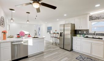 3 CLAYTON Dr, Clayton, DE 19938