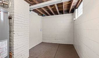 957 Cleveland Ave, Amherst, OH 44001
