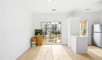 2135 Kilmington Sq, Alpharetta, GA 30009