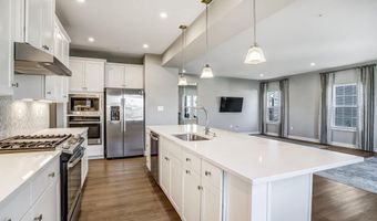 904 MIDBROOK Ln, Bowie, MD 20716