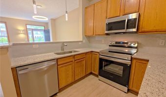 15358 Founders Ln 102, Apple Valley, MN 55124