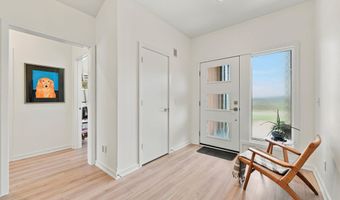 2104 Golfview Dr, Auburn, IN 46706