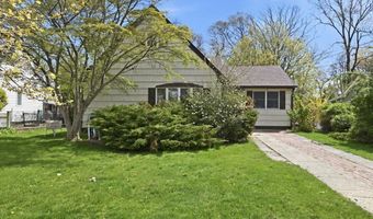 49 Forrest Pl, Amityville, NY 11701