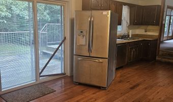 48 Harbor Rd, Colchester, CT 06415