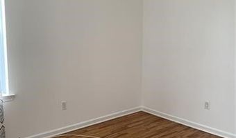 39 W 34TH St 2, Bayonne, NJ 07002