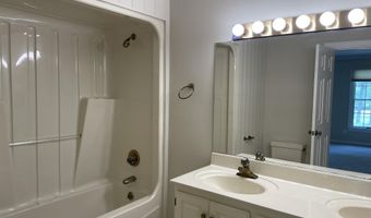 917 Holley Lake Rd, Aiken, SC 29803