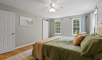 23 Stone Farm Rd, Barrington, NH 03825
