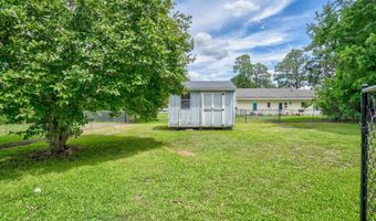 384 Snow Hill St, Ayden, NC 28513