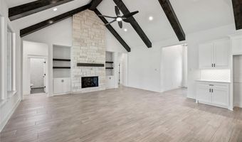 808 Dog Wood Rd, Weatherford, TX 76085