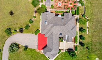 2448 Haven Dr, Abilene, KS 67410