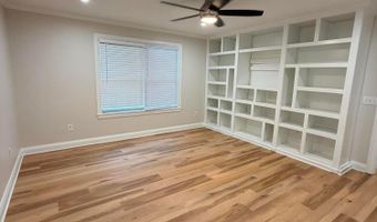 9327 Polaris Green Dr, Columbus, OH 43240