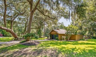 22 Chesterfield Lake Dr, Beaufort, SC 29906