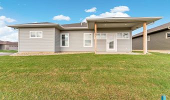 2309 E Tinley St, Brandon, SD 57005