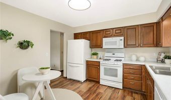15704 Henna Ct, Apple Valley, MN 55124