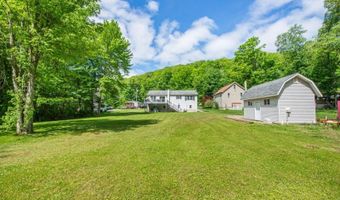 10 W Shore Dr, Alloway, NJ 07462