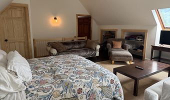 2 Lookout Point Rd, Bar Harbor, ME 04609